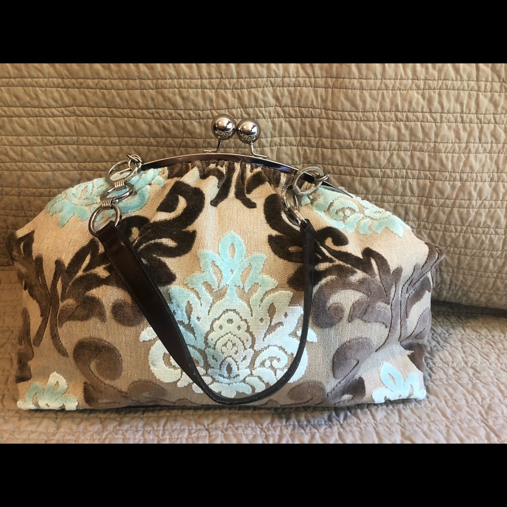 Glenda Gies handbag
